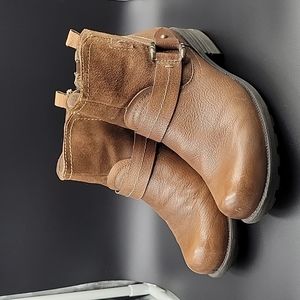 Earth by Earth Origins Brown Leather and Suede Boots Size 9